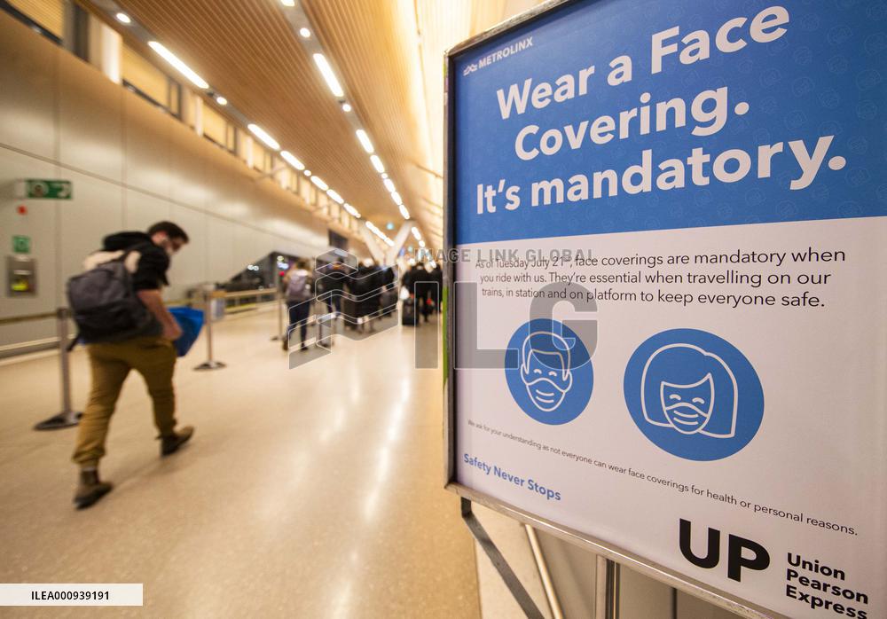 CANADA-MISSISSAUGA-COVID-19-DAILY LIFE