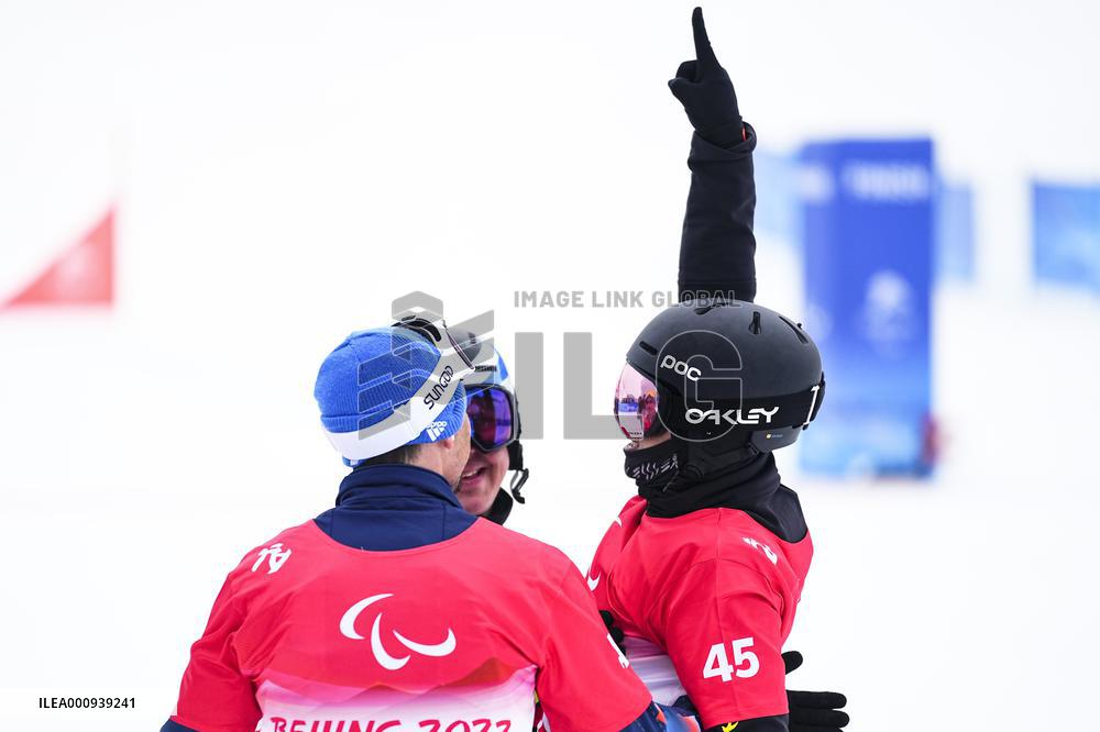 (SP)CHINA-ZHANGJIAKOU-WINTER PARALYMPICS-PARA SNOWBOARD-MEN'S BANKED SLALOM SB-LL2 (CN)