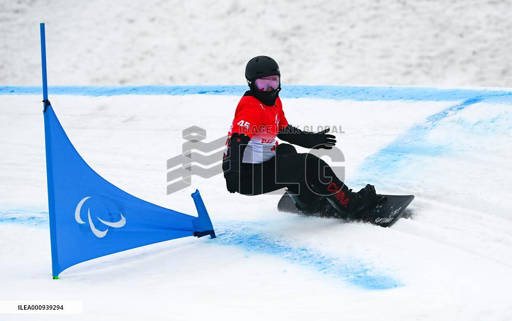 (SP)CHINA-ZHANGJIAKOU-WINTER PARALYMPICS-PARA SNOWBOARD-MEN'S BANKED SLALOM SB-LL2 (CN)