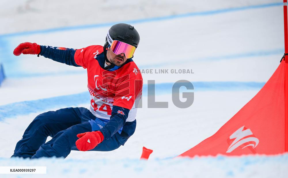 (SP)CHINA-ZHANGJIAKOU-WINTER PARALYMPICS-PARA SNOWBOARD-MEN'S BANKED SLALOM SB-LL2 (CN)