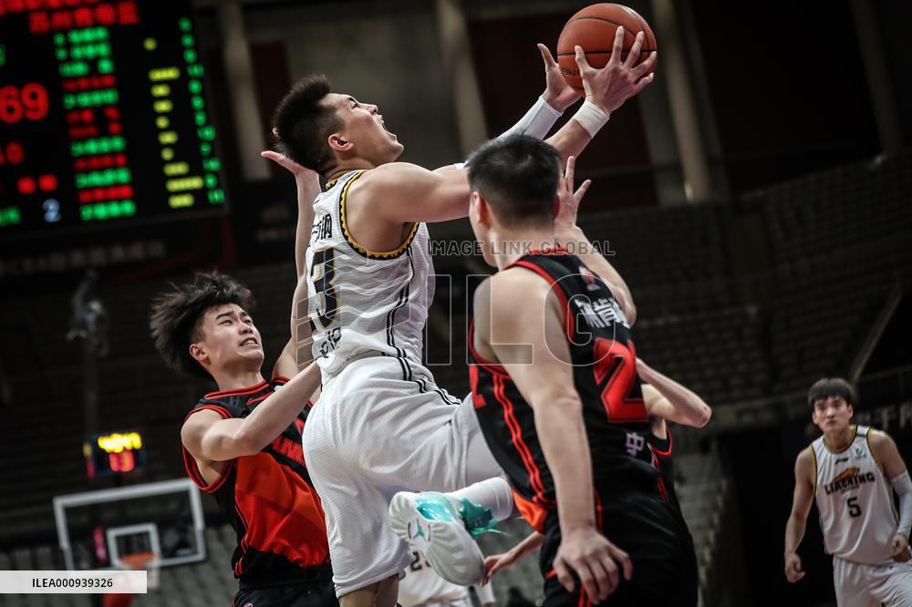 (SP)CHINA-SHENYANG-BASKETBALL-CBA LEAGUE-LIAONING VS JIANGSU(CN)