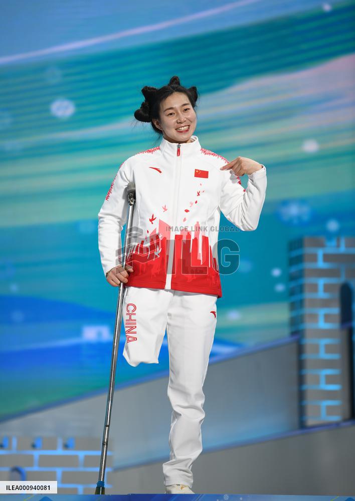 (SP)CHINA-BEIJING-WINTER PARALYMPICS-PARA ALPINE SKIING-WOMEN'S SLALOM SITTING-VICTORY CEREMONY(CN)