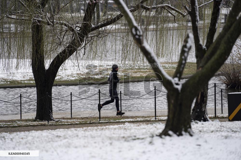 U.S.-WASHINGTON, D.C.-SNOW