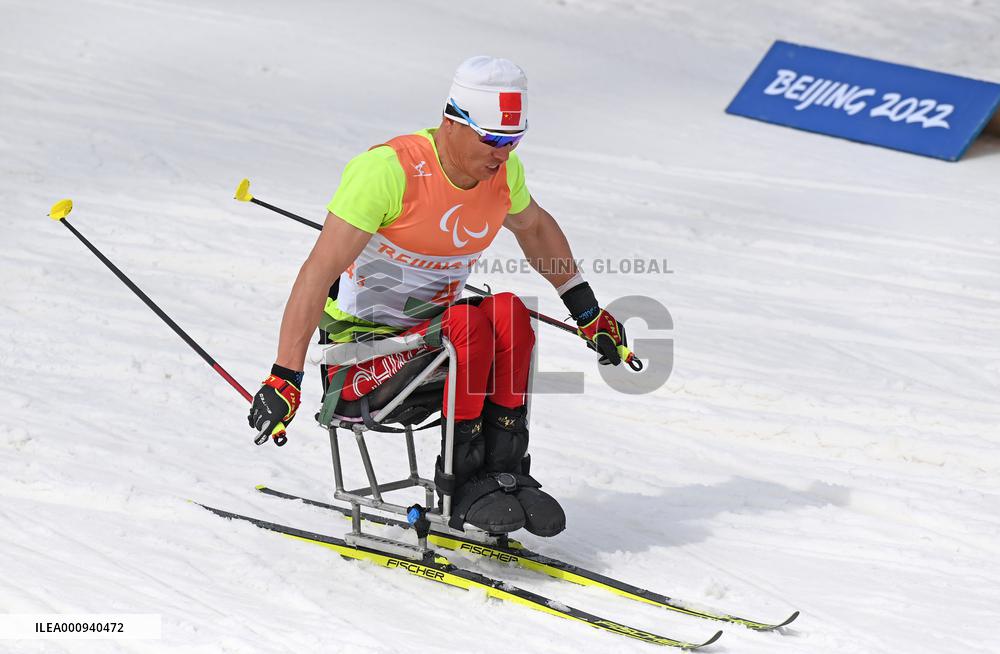 (SP)CHINA-ZHANGJIAKOU-WINTER PARALYMPICS-PARA CROSS-COUNTRY SKIING-OPEN 4X2.5KM RELAY (CN)