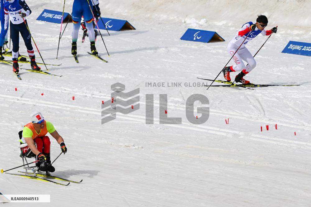 (SP)CHINA-ZHANGJIAKOU-WINTER PARALYMPICS-PARA CROSS-COUNTRY SKIING-OPEN 4X2.5KM RELAY (CN)