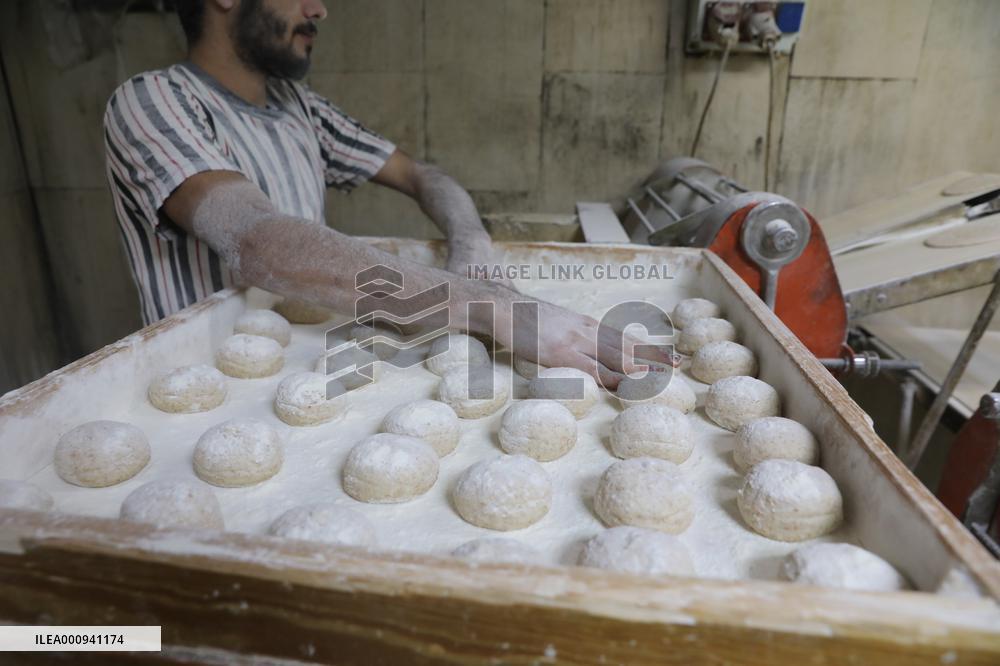 MIDEAST-JERUSALEM-PITA BREAD
