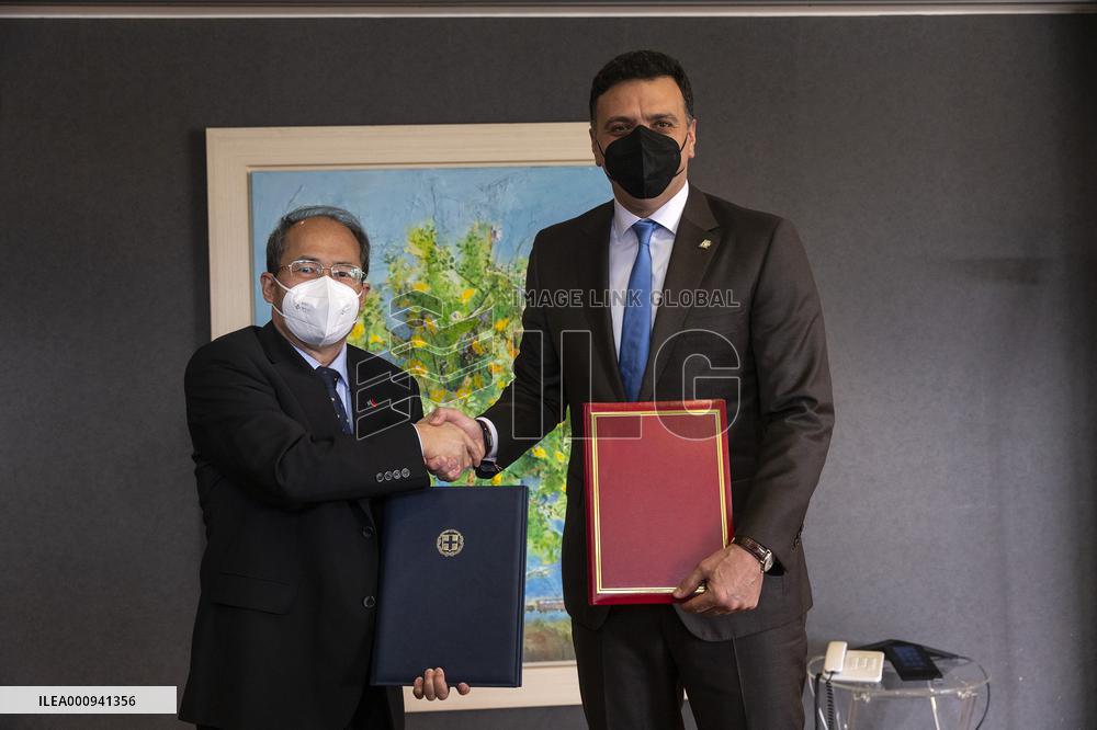 GREECE-ATHENS-CHINA-TOURISM-JOINT ACTION PROGRAM-SIGNING