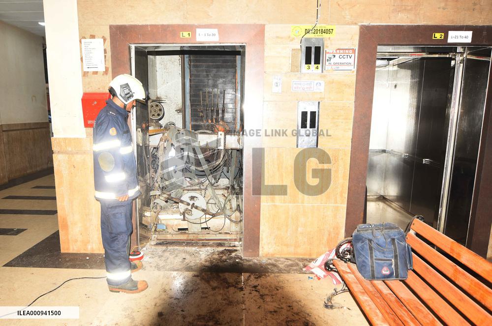 INDIA-MUMBAI-LIFT COLLAPSE-INVESTIGATION