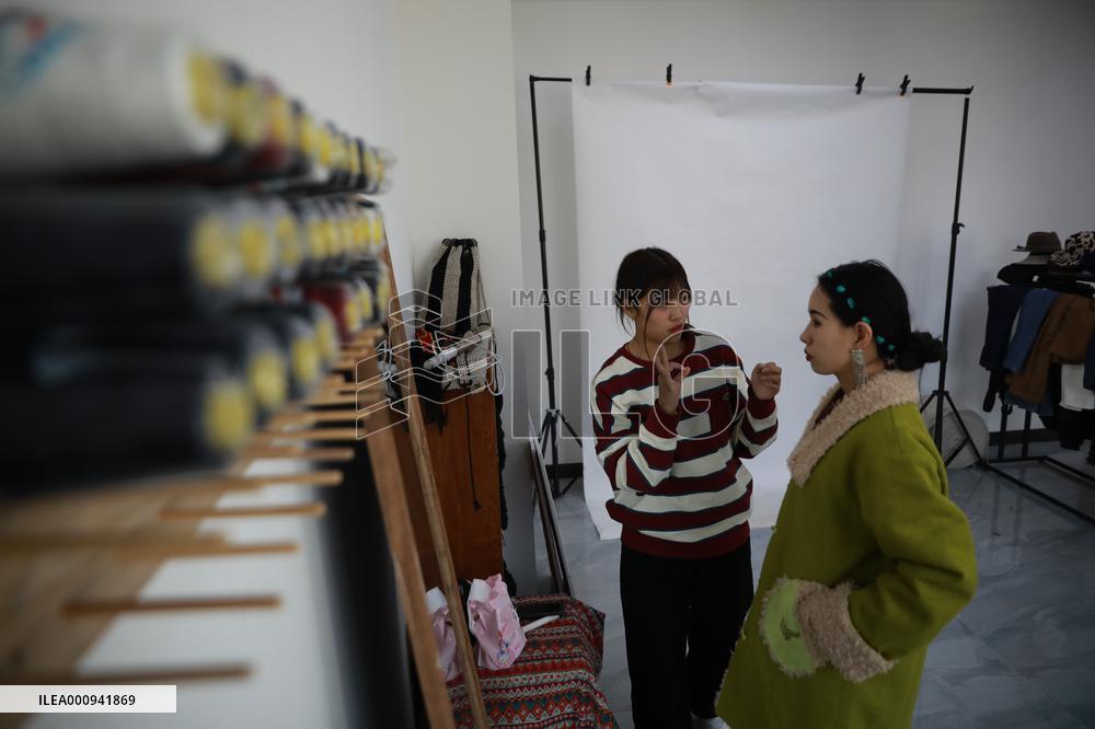 CHINA-GANSU-GANNAN-GEN Z-TRADITIONAL TIBETAN COSTUMES (CN)