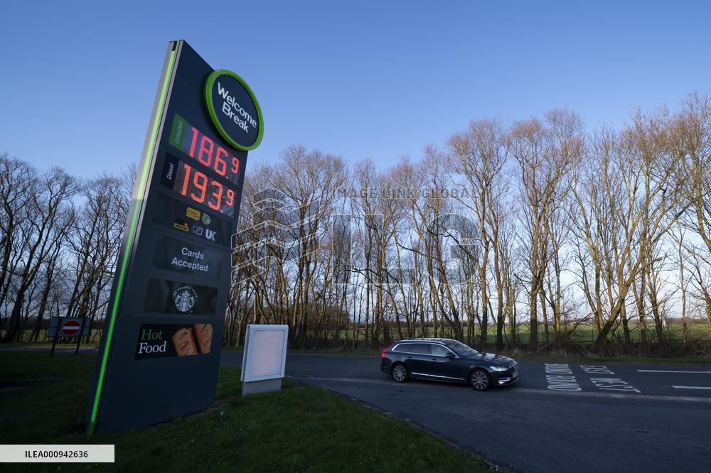 BRITAIN-OIL PRICES-JUMP