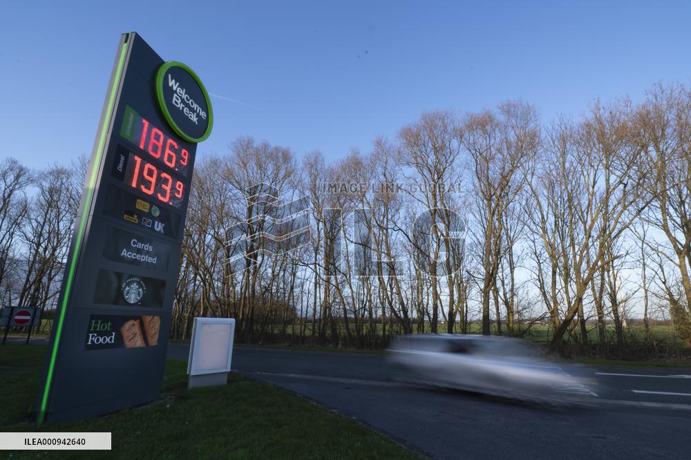 BRITAIN-OIL PRICES-JUMP