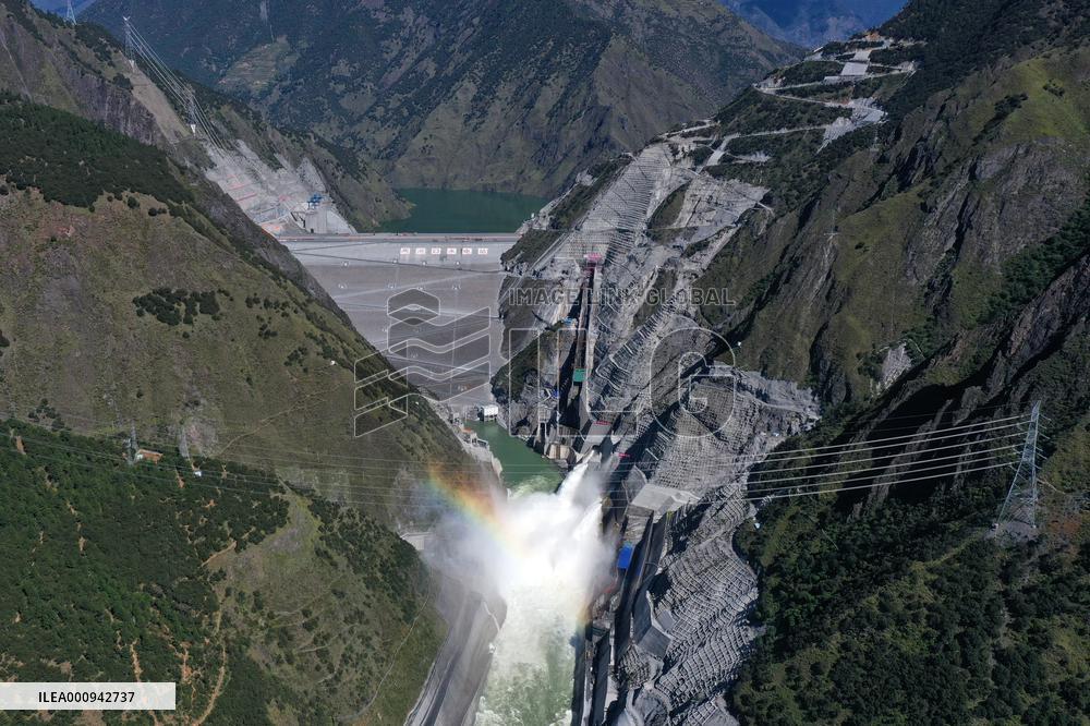 CHINA-SICHUAN-YALONG RIVER-LIANGHEKOU HYDROPOWER PLANT (CN)