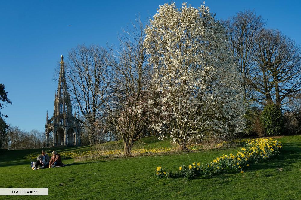 BELGIUM-BRUSSELS-SPRING-SCENERY