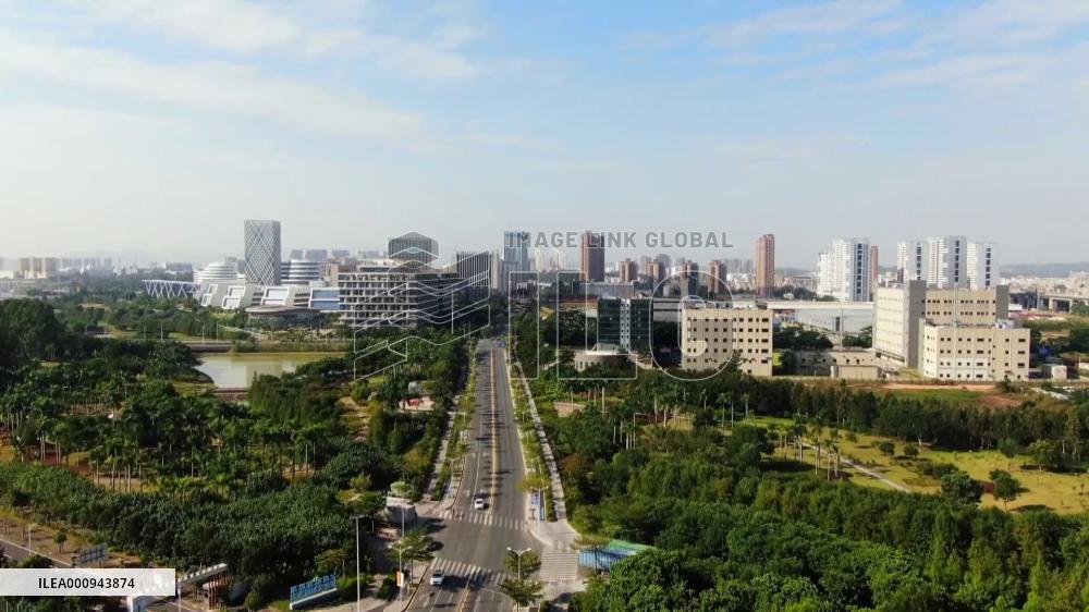 Enterprises in Shenzhen's five districts resume work amid latest COVID-19 resurgence