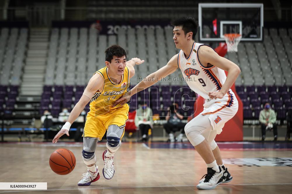 (SP)CHINA-SHENYANG-BASKETBALL-CBA LEAGUE-ZHEJIANG LIONS VS SHANGHAI SHARKS (CN)