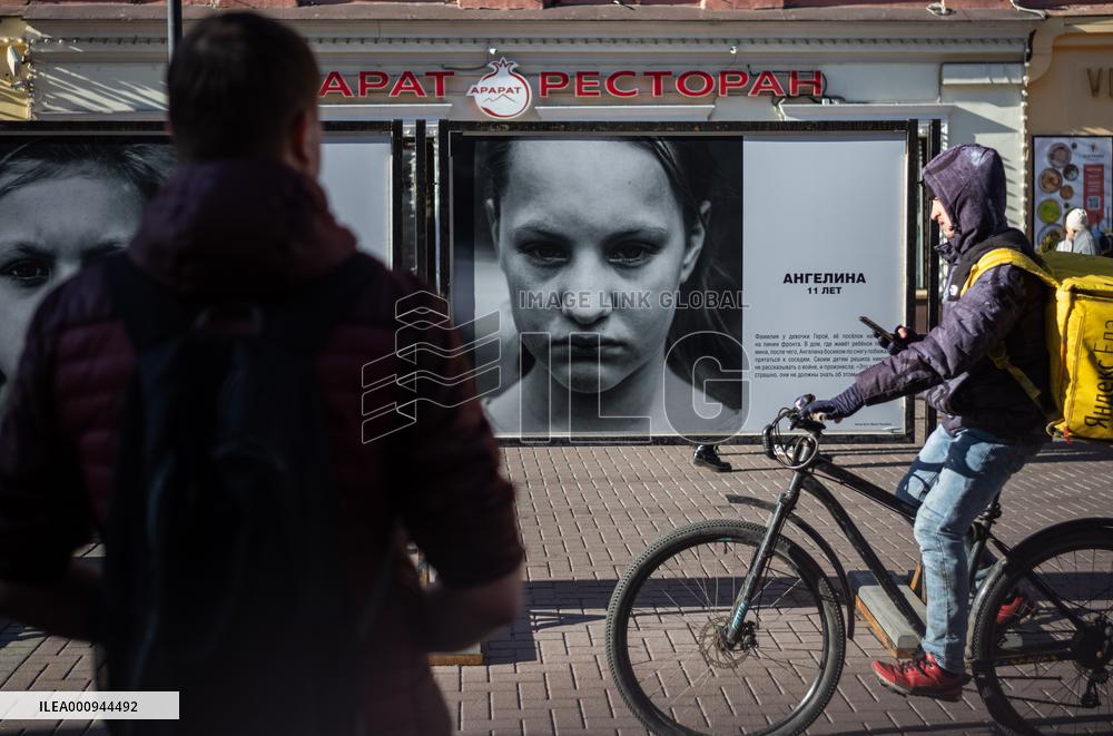 RUSSIA-MOSCOW-DONBASS-PHOTO EXHIBITION