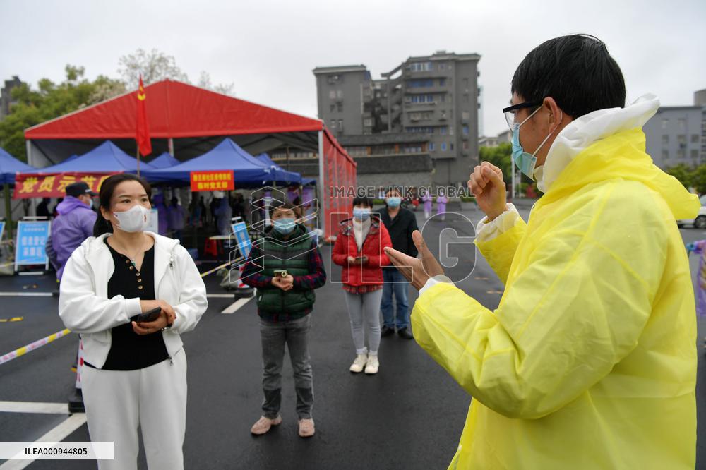 CHINA-JIANGXI-NANCHANG-HEARING-IMPAIRED VOLUNTEER (CN)