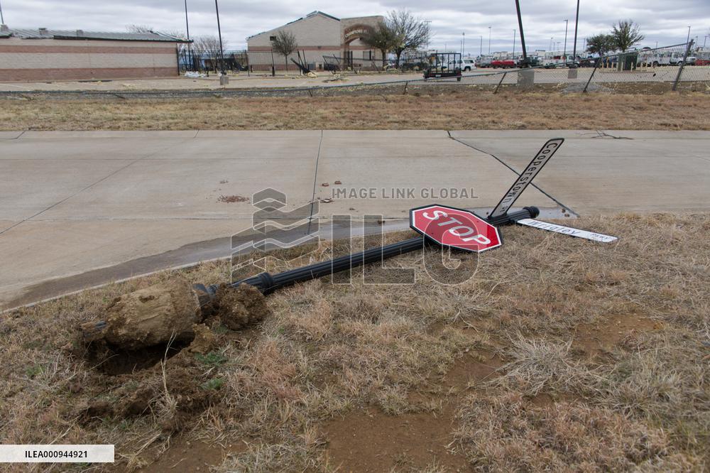 U.S.-TEXAS-JACKSBORO-TORNADO-AFTERMATH