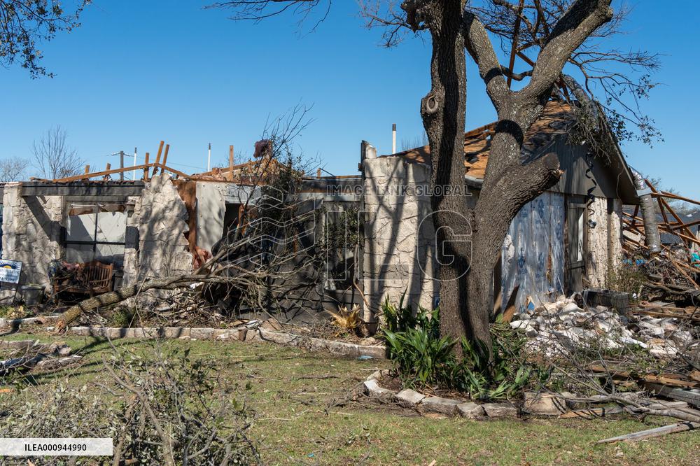 U.S.-TEXAS-TORNADO-AFTERMATH