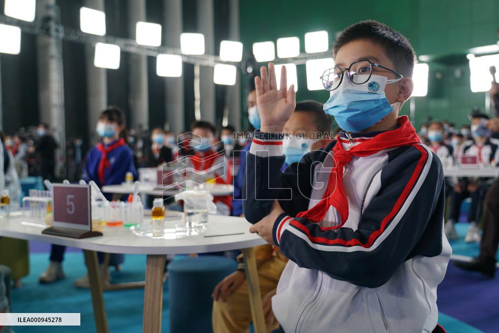 CHINA-SPACE STATION-LIVESTREAMED SCIENCE LECTURE-SECOND CLASS (CN)