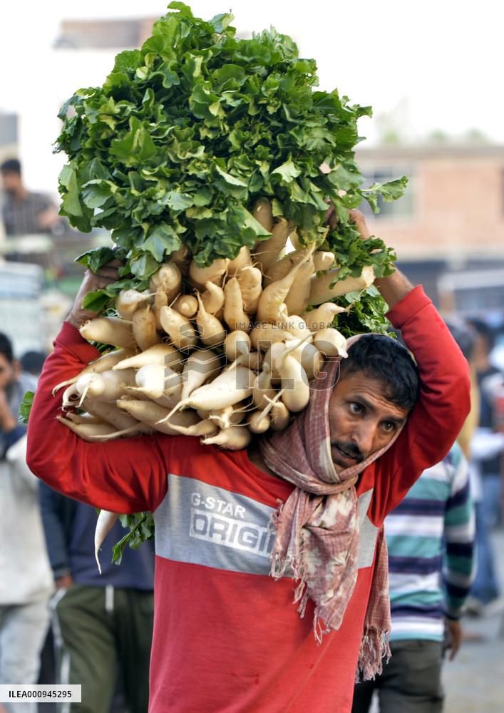 KASHMIR-JAMMU-MARKET