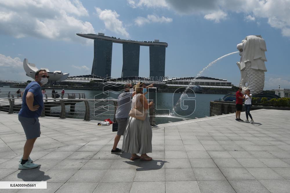 SINGAPORE-COVID-19-RESTRICTIONS-EASING