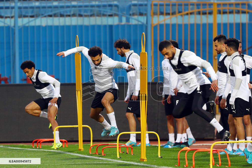 (SP)EGYPT-CAIRO-FOOTBALL-FIFA 2022 WORLD CUP QUALIFIER-EGYPTIAN TEAM-TRAINING SESSION