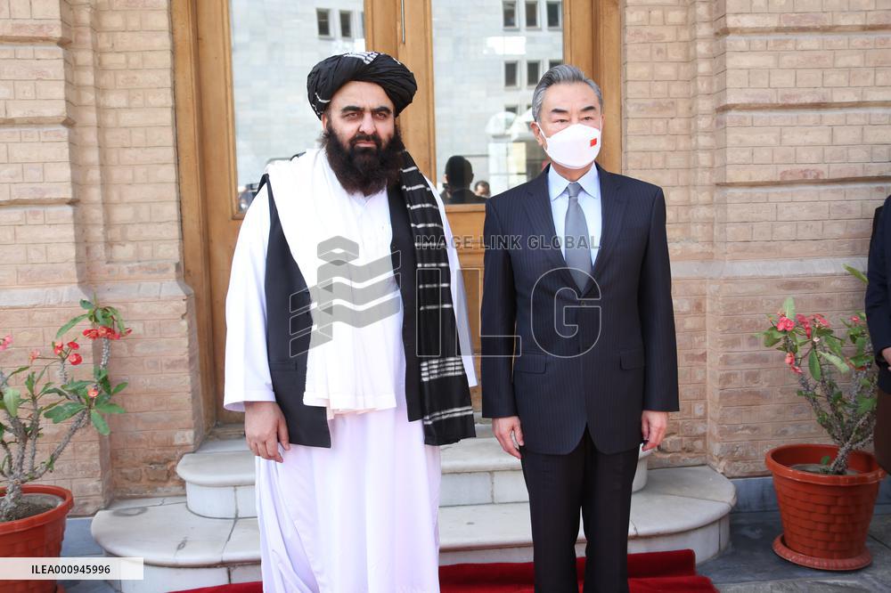 AFGHANISTAN-KABUL-WANG YI-AMIR KHAN MUTTAQI-TALKS