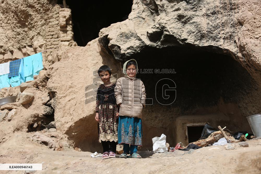 AFGHANISTAN-BAMIYAN-CAVE DWELLERS