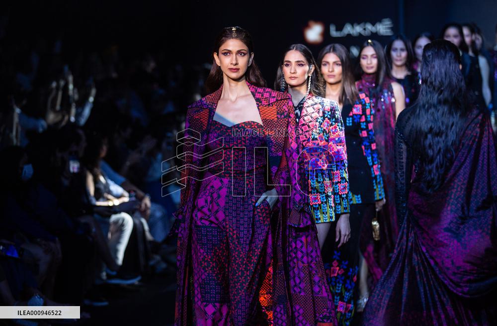 INDIA-NEW DELHI-FASHION WEEK