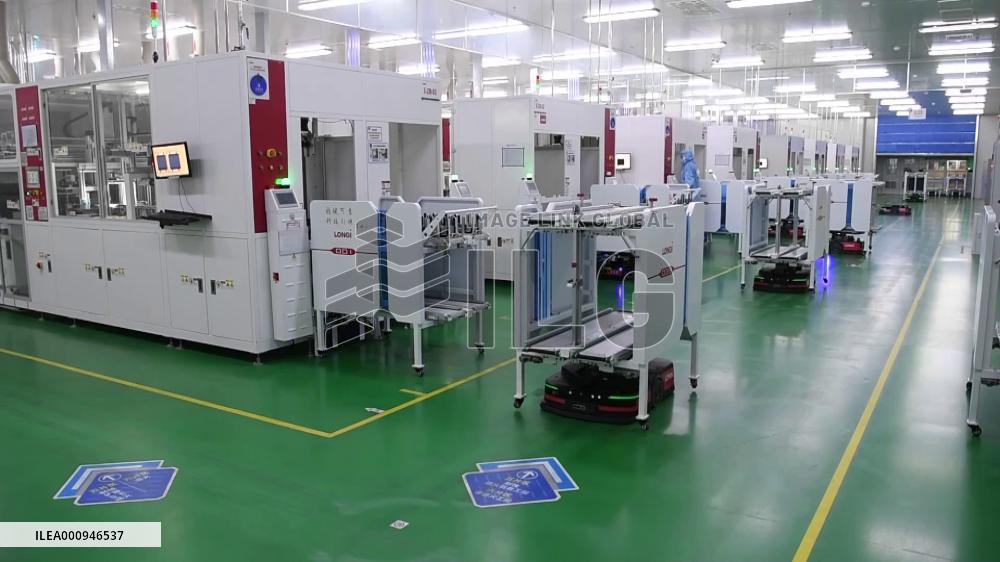 GLOBALink | China's leading PV manufacturer works to ensure production amid pandemic