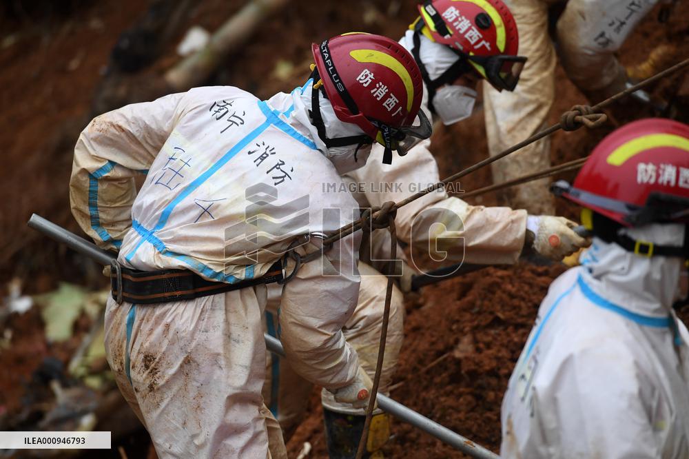 CHINA-GUANGXI-TENGXIAN-PLANE CRASH SITE-SEARCH AND RESCUE (CN)