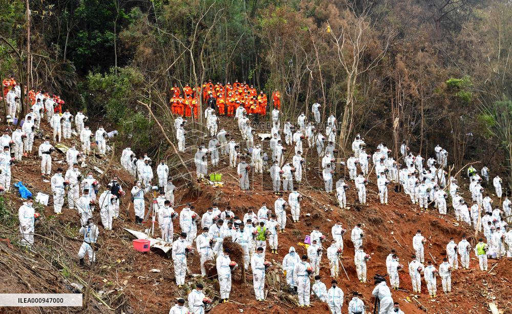CHINA-GUANGXI-TENGXIAN-PLANE CRASH SITE-MOURNING (CN)