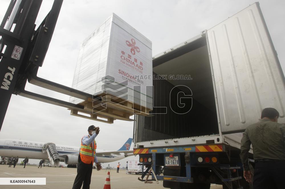 CAMBODIA-PHNOM PENH-CHINA-VACCINE-ARRIVAL