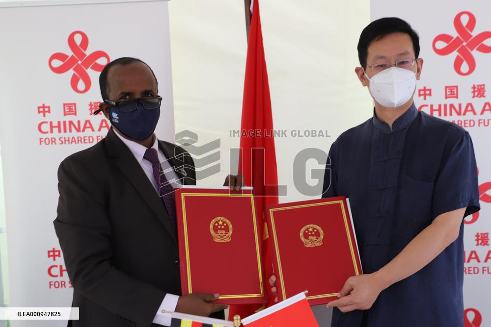 UGANDA-KAMPALA-CHINA-WFP-FOOD DONATION-HANDOVER CERTIFICATE SIGNING CEREMONY