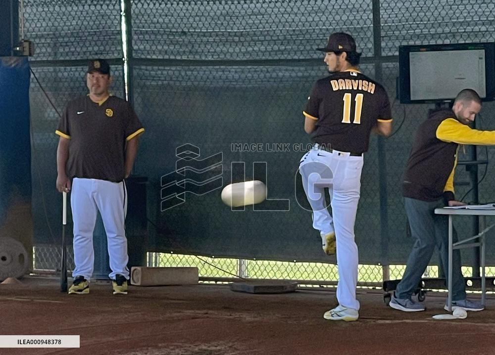 Baseball: MLB spring training