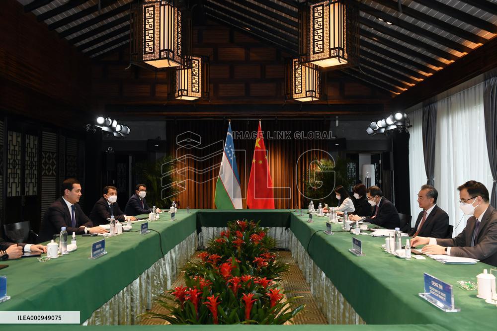 CHINA-ANHUI-WANG YI-UZBEK DEPUTY PM-MEETING (CN)