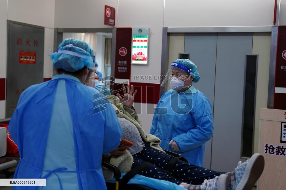 CHINA-SHANGHAI-EMERGENCY TREATMENT (CN)