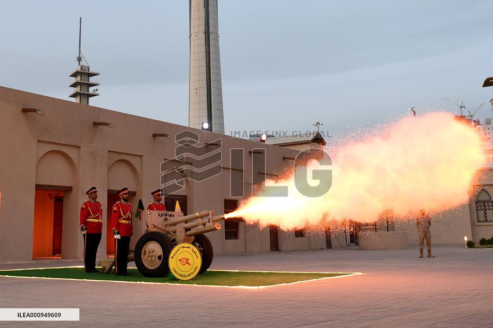 KUWAIT-KUWAIT CITY-RAMADAN-IFTAR CANNON
