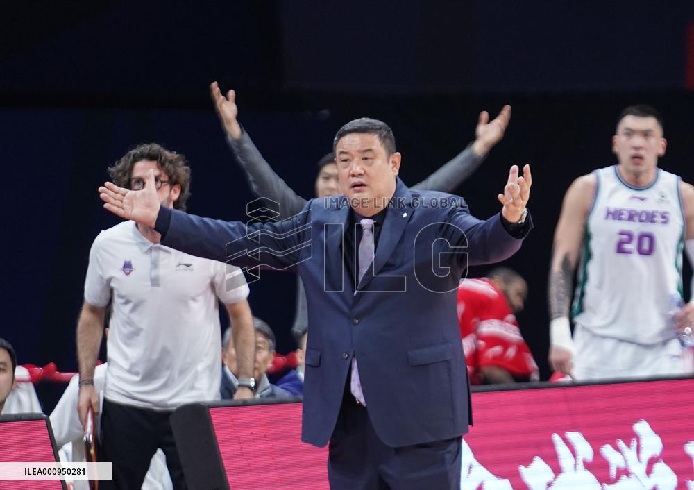 (SP)CHINA-JIANGXI-NANCHANG-BASKETBALL-CBA LEAGUE-SHANDONG HEROES VS SHENZHEN LEOPARDS (CN)