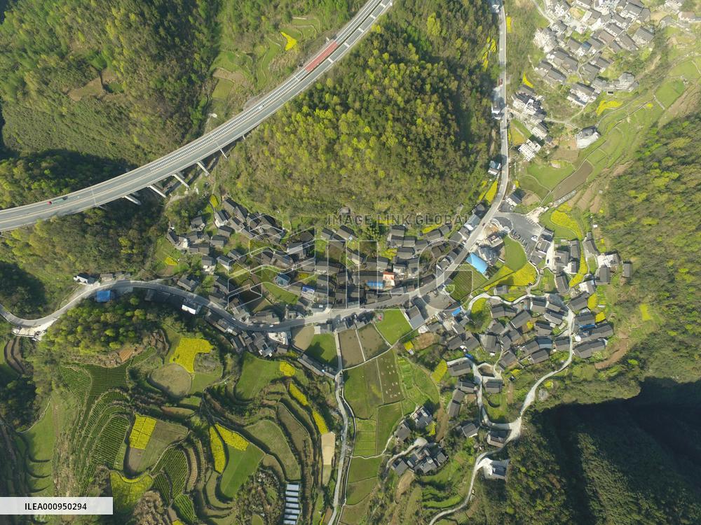 CHINA-HUNAN-AIZHAI BRIDGE-10 YEARS (CN)