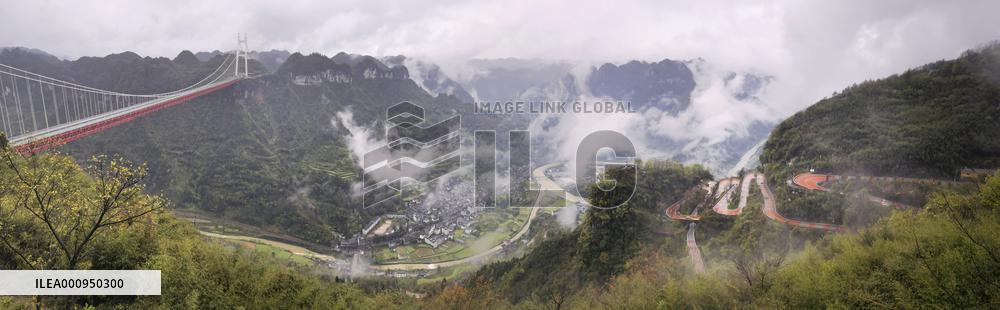 CHINA-HUNAN-AIZHAI BRIDGE-10 YEARS (CN)