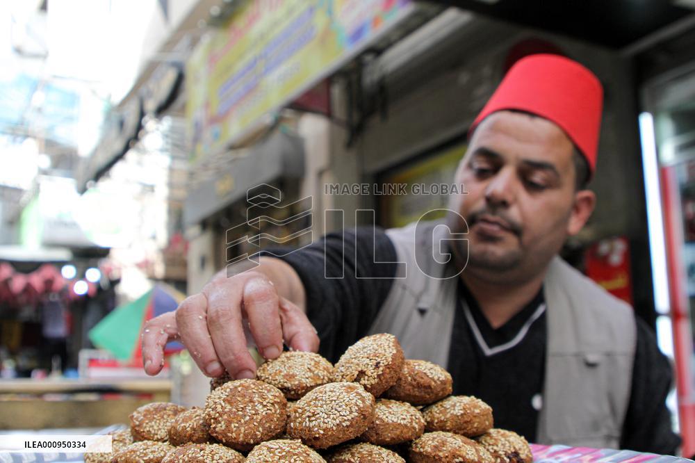 MIDEAST-GAZA CITY-RAMADAN-MARKET
