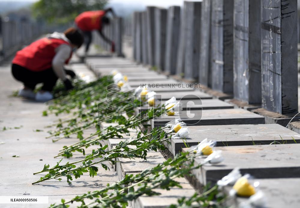 CHINA-QINGMING FESTIVAL-TRIBUTE (CN)