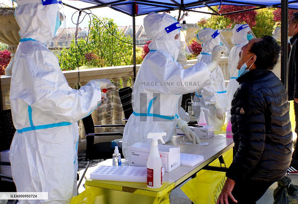 CHINA-SHANGHAI-COVID-19-TEST (CN)