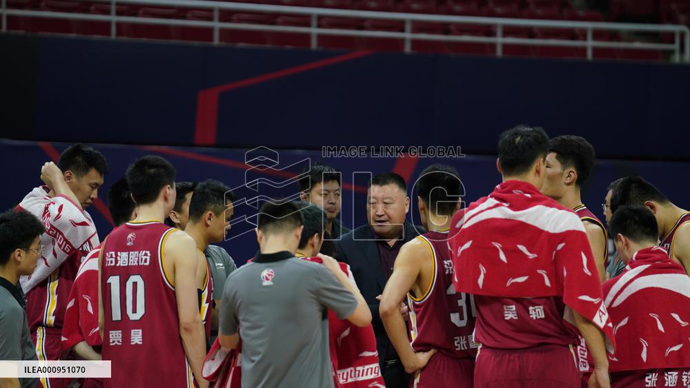 (SP)CHINA-NANCHANG-BASKETBALL-CBA LEAGUE-LIAONING FLYING LEOPARDS VS  SHANXI LOONGS (CN)