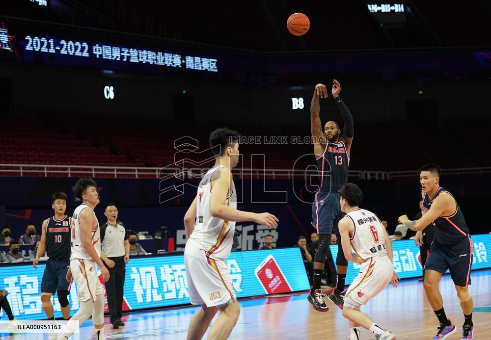 (SP)CHINA-NANCHANG-BASKETBALL-CBA LEAGUE-ZHEJIANG GOLDEN BULLS VS GUANGDONG SOUTHERN TIGHERS (CN)