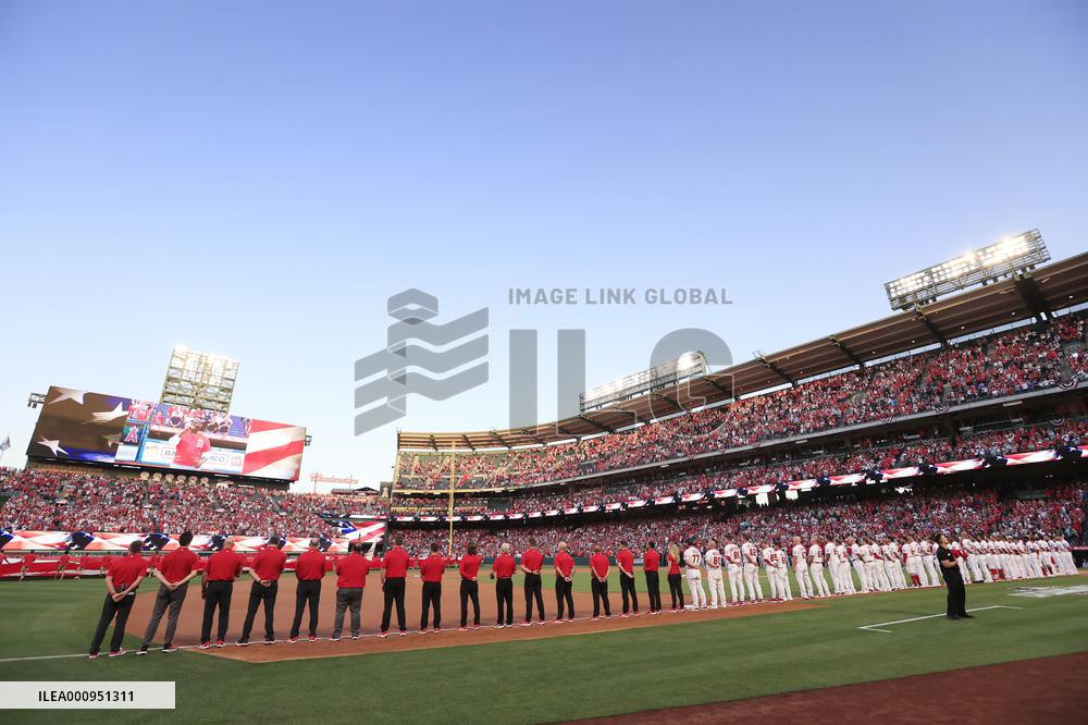 Baseball: Opening Day in major leagues