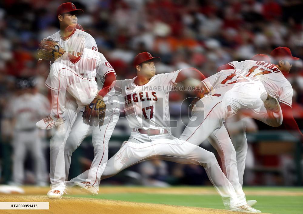Baseball: Opening Day in major leagues