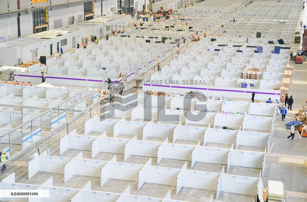 CHINA-SHANGHAI-TEMPORARY HOSPITAL-CONSTRUCTION (CN)